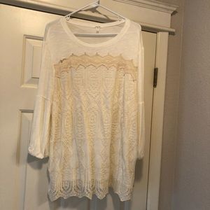 Women’s cream top